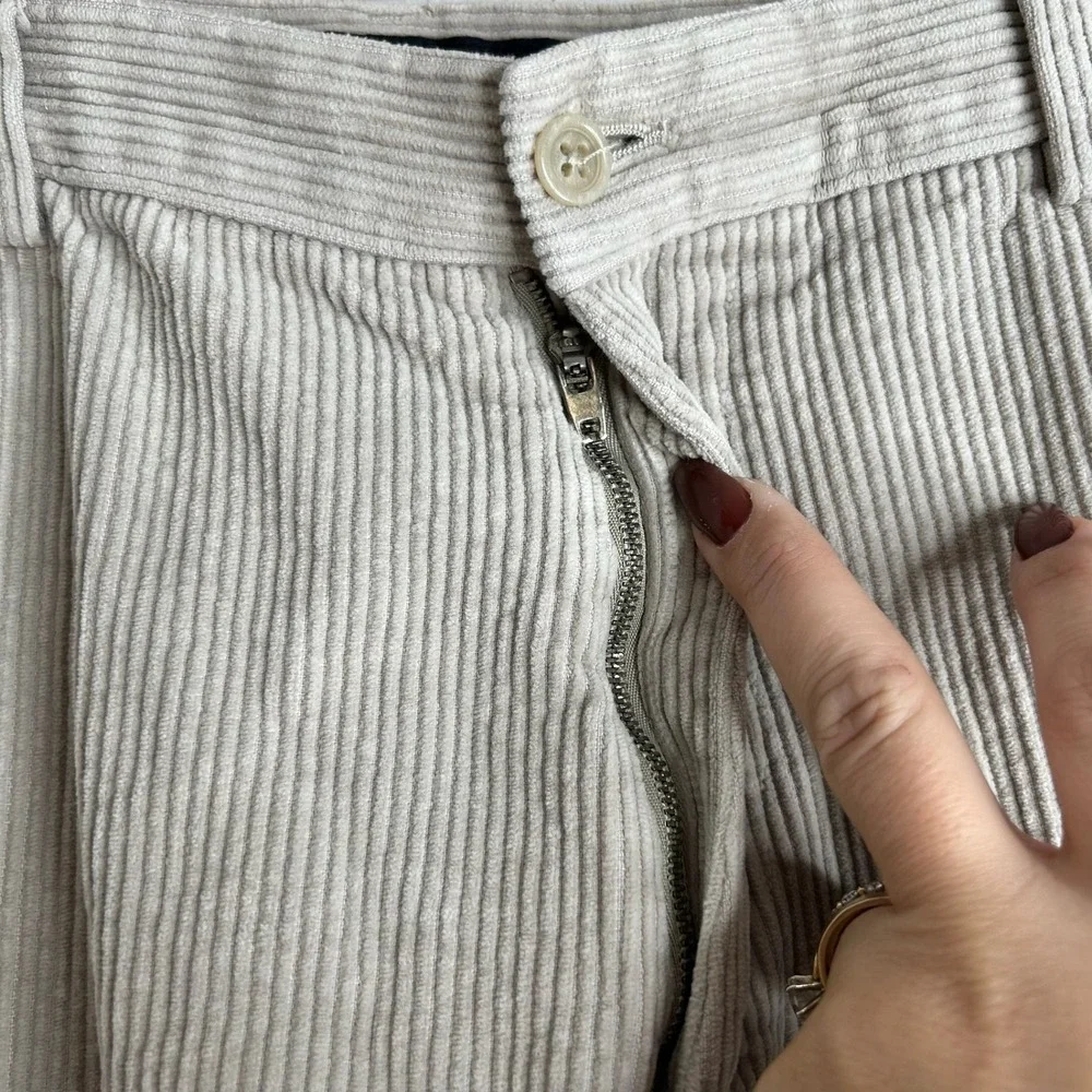 J Crew Classic Fit Beige Corduroy Pants Mens Size 38x32 (actual 38x29)‎ Academia